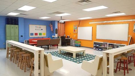 7 Outstanding K–8 Flexible Classrooms | Edutopia Classroom Seating Ideas, Classroom Seating Arrangements, Flexible Seating Classroom, Classroom Arrangement, Alternative Seating, Classroom Seating, Modern Classroom, Classroom Layout, Booth Seating