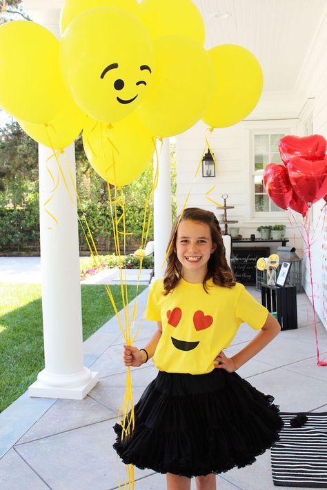 Emoji Birthday Party on Kara's Party Ideas | KarasPartyIdeas.com (33) Party Emoji, Mod Party, Emoji Clothes, Emoji Birthday Party, Emoji Party, Emoji Birthday, 10th Birthday Parties, Bday Girl, Smiley Faces