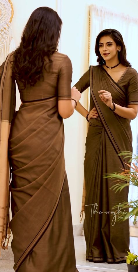 Blouse Design For Teachers, Sarees For Interview, Saree Office Wear, Indian Office Outfits Women, Formal Blouse Designs For Saree, Saree Look For Office, Office Saree Look, Professional Saree Look, Office Wear Saree Indian