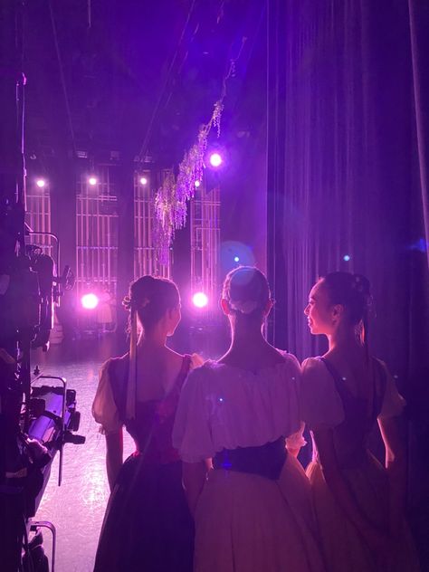 Ballet Aesthetic Backstage, Backstage Ballet Aesthetic, Backstage Dance Aesthetic, Dance Backstage Aesthetic, Backstage Aesthetic Dance, Dance Competition Backstage, Ballet Backstage Aesthetic, Dance Show Aesthetic, Dance Performance Aesthetic