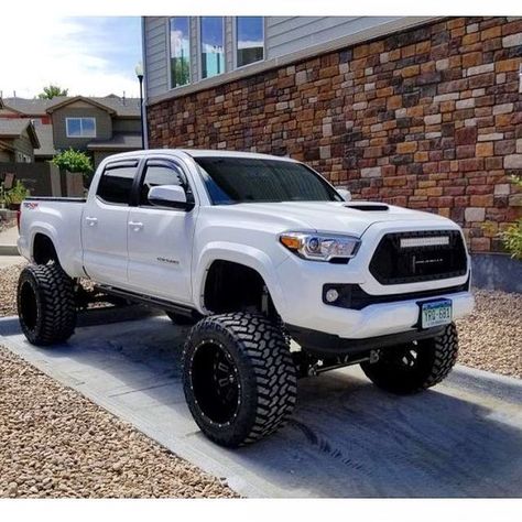 @askboutkaat .♥ Custom Toyota Tacoma, Custom Tacoma, Lifted Tacoma, Toyota Tacoma Lifted, Tacoma Wheels, White Toyota, Toyota Tacoma Mods, Toyota Tacoma 4x4, Toyota Truck