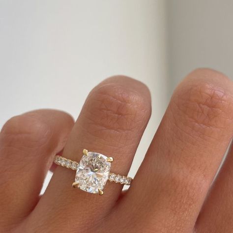 Cullen Jewellery | Custom Engagement Rings on Instagram: "✨ANNIKA - RING SETS✨⁠ ​⁠ ​SWIPE 👉 ⁠ ​⁠ ​A gorgeous Elongated Cushion Solitaire with Pave Band paired with:⁠ ​⁠ ​💜 Felicity Baguette Band ⁠ 💛 Arizona Hammer Set Band⁠ ​💚 Chiara Accent Band⁠ ​🧡 Joanna Pave Band ⁠ ​💖 Bianca Hammer Set Band⁠ 🩵 Lana Accent Band ⁠ ​⁠ ⁠ ​Ring Details:⁠ ​Annika Elongated Cushion Solitaire ⁠ Lab Grown Diamond ⁠ 2.07ct | F | VS2⁠ $6,410aud" Wedding Ring Stack Cushion Cut, Elongated Cushion With Pave Band, Elongated Cushion Engagement Ring Diamond Band, Cushion Cut Engagement Ring Pave Band, Elongated Cushion Engagement Ring With Pave Band, Cushion Pave Engagement Ring, Cushion Engagement Ring Stack, Elongated Cushion Pave, Bubble Band Engagement Ring