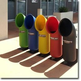 Recycling Bin Ideas, Recycling Station, Litter Bin, Green School, Recycling Center, Bar Games, Sustainable Art, Landscape Design Plans, Landscape And Urbanism