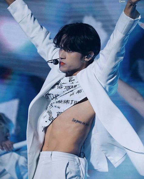 Mens Crop Top, Wooyoung Ateez, Woo Young, Pop Bands, Korean Pop, Kpop Guys, Boy Scouts, South Korean, One Team