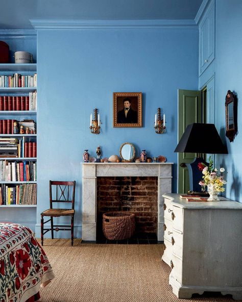 Chats • Instagram French Blue Room, Colorful Cottage Living Room, Emma Grant, Flat House, Blue Interiors, Paint Inspo, Monday Inspiration, Interior Design Courses, Country Retreat