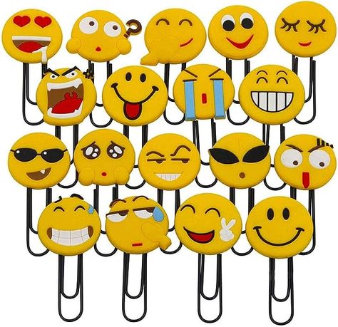 Smiley face bookmarks #cuteclassroom #schoolsupplies #treasurebox Emoji Bookmarks, Back To School Gifts For Kids, Magnetic Book, Paperclip Bookmarks, Book Marker, Index Dividers, Bookmarks Kids, Cute Bookmarks, Book Markers