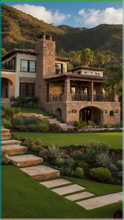 Houses In Arizona, Mexican House Plans, Spanish Ranch Style Homes, Closet Offices, Happy Environment, Amazing Interior Design, Hacienda Homes, Tuscan Style Homes, My Little Star