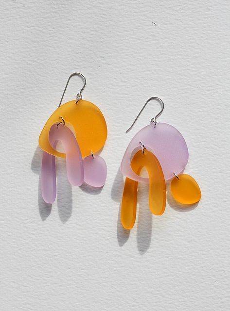 3d Earrings, Laser Cut Jewelry, Paper Earrings, Funky Earrings, Acrylic Jewellery, Plastic Jewelry, Woven Bracelets, Jewelry Inspo, Acrylic Earrings