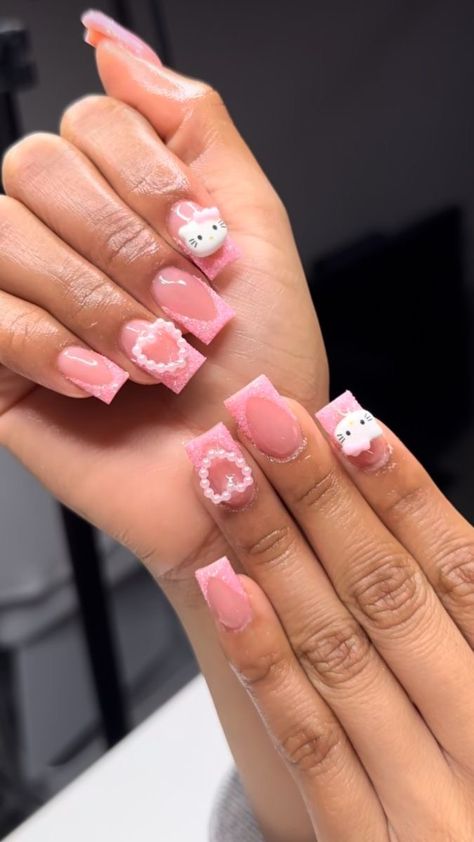 Sanrio Makeup, Hello Kitty Nails Art, Fashion Coquette, Kitty Nails, Punk Nails, Simple Gel Nails, Girly Acrylic Nails, Hello Kitty Nails, Dope Nail Designs