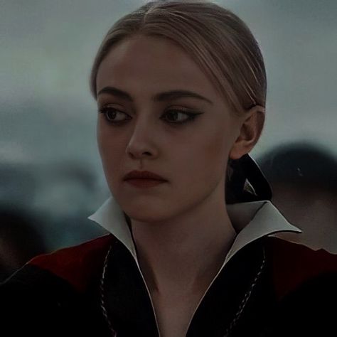 Jane Volturi, Twilight Makeup, Charlie Swan, Vampire Twilight, Twilight Breaking Dawn, Breaking Dawn Part 2, Twilight Pictures, Twilight Series, Twilight Fans