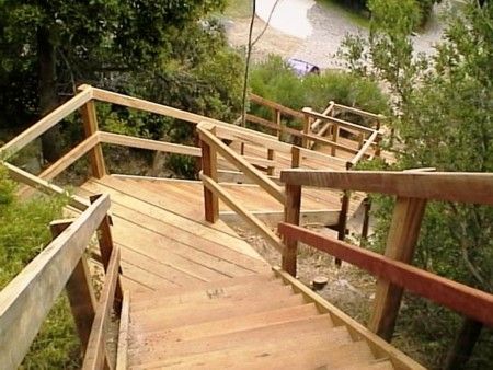 Stairs in steep slope area Outdoor Stair Railing Ideas, Steep Backyard, Stair Railing Ideas, Outdoor Stair Railing, Landscape Stairs, Staircase Handrail, Construction Engineering, Building Stairs, Sloped Backyard