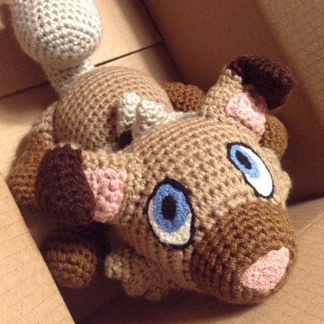 The adorable Rockruff commission was completed the other week and was added to the store as another made-to-order Amigurumi last week! Grab the newest Puppy Pokemon in time for Christmas! :D Pokemon Amigurumi, Pokemon Crochet, Pokemon Crochet Pattern, Christmas D, Baby Crafts, New Puppy, The Store, Diy Crochet, Crochet Toys