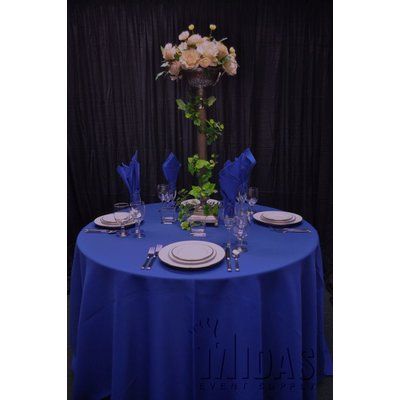 Round Tablecloth Sizes, Blue Wedding Decorations, Gold Graduation Party, Family Feast, Vinyl Tablecloth, Wedding Table Flowers, Tablecloth Sizes, Table Set Up, Event Supplies