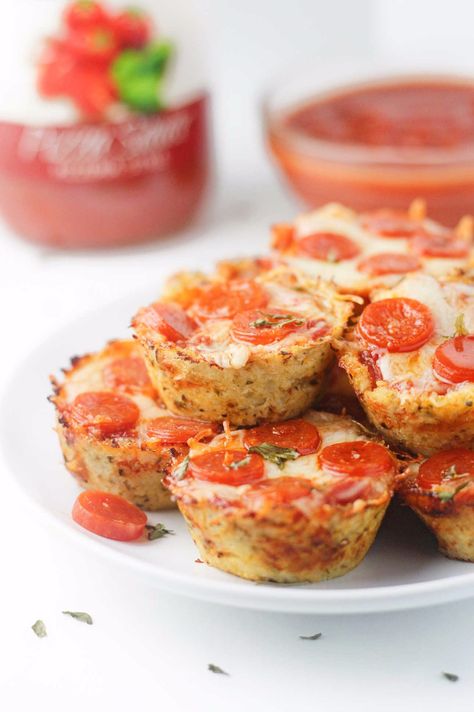 Low Carb Cauliflower Pizza Bites - It's Cheat Day Everyday Cauliflower Pizza Bites, Vegetarian Keto Diet, Meal Plan Printable, Meal Plan Week, Easy Low Carb Meals, Egg Diet Plan, Meal Plan Recipes, Meal Plan Keto, Paleo Crockpot