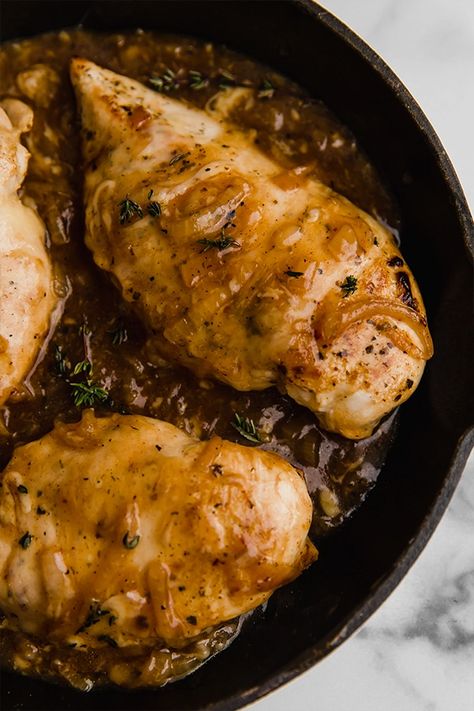 French Onion Chicken (Gluten-free, Paleo & AIP option) - Unbound Wellness Happy Gut Recipes, Aip Chicken, Sweet Potato Gratin, Unbound Wellness, Gut Recipes, Classic French Onion Soup, Meals Chicken, French Onion Chicken, Gut Issues