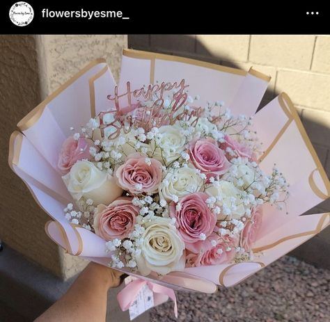 Sweet Sixteen Bouquet, Bouqette Of Flowers Birthday, Pink Roses Bouquet Aesthetic, Graduation Flowers Bouquet Gift, 12 Roses Bouquet, Cute Flower Bouquets, Handmade Flower Bouquet, Ribbon Flowers Bouquet, Flower Boquet