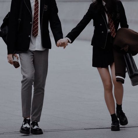 Emory Scott And Will Grayson, Will Grayson Iii, Private School Uniforms, Emory Scott, Boarding School Aesthetic, Night School, School Uniform Fashion, Boarding School, Old Money Aesthetic