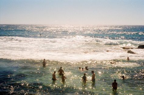 Dark Beach Aesthetic, Pfp Summer, Sydney Summer, Fotografi Vintage, Summer Feeling, Summer Lovin, Summer Dream, Beach Vibes, Beach Vibe