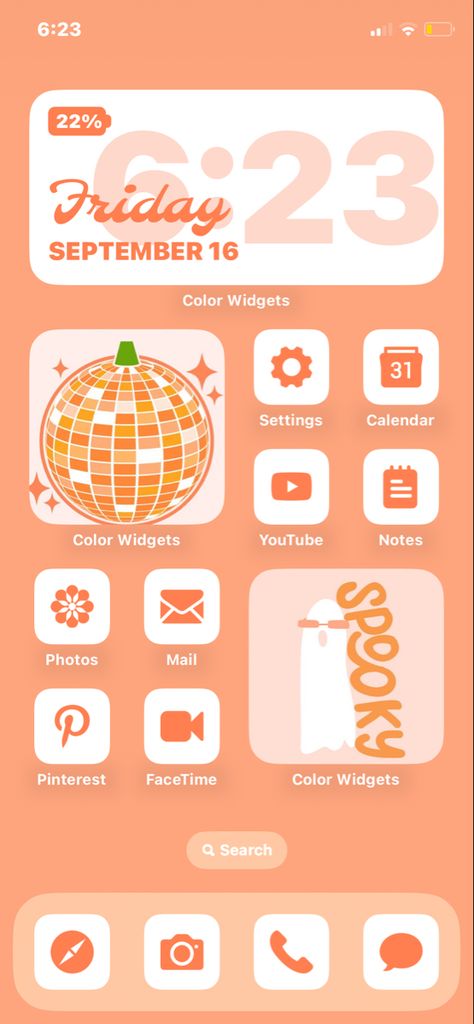 October Phone Theme, Halloween Phone Layout, Background Place Aesthetic, Fall Home Screen, Iphone Wallpaer, Halloween Homescreen, Fall Homescreen, Ipad Layout, Iphone Wallpaper Preppy