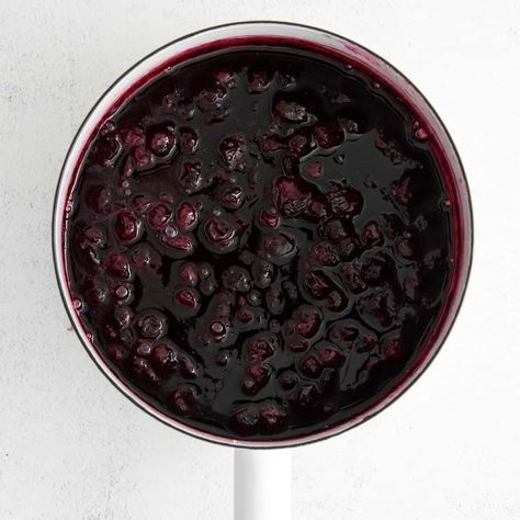 Blueberry Compote (3 Ingredients!) - Meaningful Eats Blueberry Pie Filling Recipes, Blueberry Crepes, Blueberry Sauce Recipe, Homemade Blueberry Pie, Blueberry French Toast Casserole, Maple Syrup Recipes, Compote Recipe, Blueberry Topping, Pie Filling Recipes