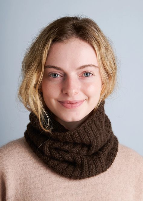 Mistake Rib Cowl In Simply Yak - Purl SohoPurl Soho Snood Knitting Pattern, Knit Cowl Pattern Free, Crochet Neck Warmer, Crochet Kids Hats, Cowl Knitting Pattern, Purl Soho, Free Knitting Patterns, Cowl Pattern, Cowl Scarf