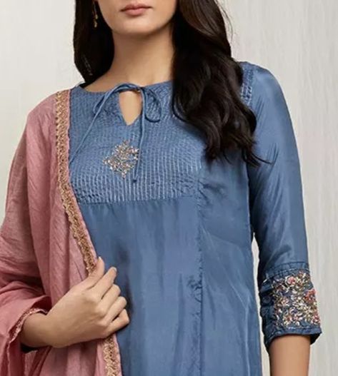 Beautiful detailing with embroidery and golden stitch line and dori-latkan. Suit Neck, Stitch Lines, Simple Pakistani Dresses, Indian Attire, Dress Material, Neck Pattern, Kurti Designs, Pakistani Dresses, Dress Materials