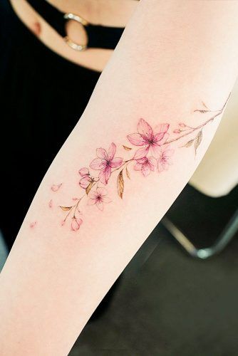 Flower Tattoos Designs, Tato Geisha, Colorful Flower Tattoo, Kunst Tattoos, Shape Tattoo, Muster Tattoos, Small Flower Tattoos, Flower Tattoo Arm, Cat Tattoos