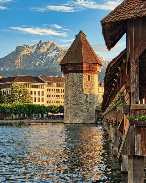 Switzerland Paradise 🇨🇭 | Wasserturm in Luzern. | Facebook Switzerland Luzern, Switzerland Landmarks, Grimentz Switzerland, Laturbrunnen Switzerland, Switzerland Famous Places, Lungern Switzerland, Luzern Switzerland, Master Class, Switzerland