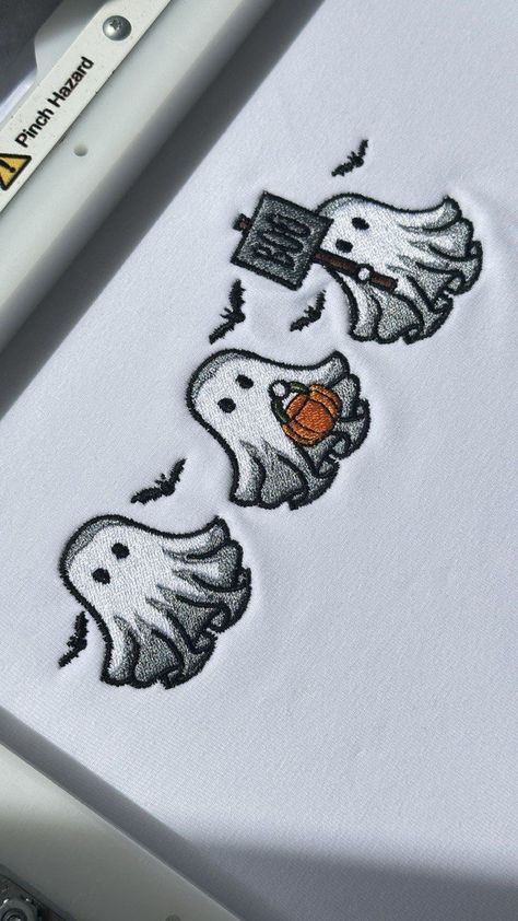 Embroidery Ideas For Men, Ghost Embroidery, T Shirt Embroidery, Basic Hand Embroidery Stitches, Halloween Embroidery Designs, Cute Ghosts, Diy Embroidery Designs, Embroidery Tshirt, Embroidery Hoodie