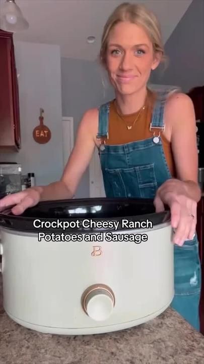 Crockpot Recipes Tiktok, Supermommy123 Recipes, Crockpot Potatoes, Potatoes And Sausage, Cheesy Ranch Potatoes, Sausage Crockpot, Cheesy Ranch, Crock Pot Inspired Recipes, Ranch Potatoes