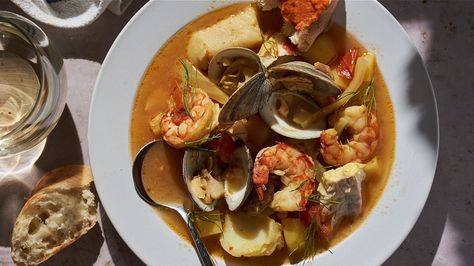 Recipes Using Better Than Bouillon Lobster Base, Boulabase Soup, Bouillabaisse Recipe Seafood, Bouillon Julien Paris, Bouillabaisse Recipe, Fennel Bulb, Best Seafood Recipes, Fish Stew, Just Wait