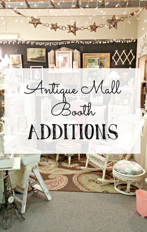 Antique Mall Booth Flea Market Booth Display Ideas, Antique Booth Ideas Staging, Antique Mall Booth Ideas, Wicker Chair Makeover, Vintage Markets Display, Vintage Booth Display, Flea Market Booth, Antique Booth Displays, Antique Mall Booth