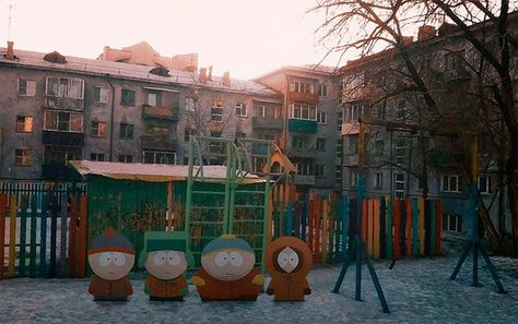 If TV series and movies were filmed in Russia Movie Place, Banksy Graffiti, South Park Funny, South Park Characters, South Park Fanart, Cool Instagram, Famous Movies, Park Photos, Among Us