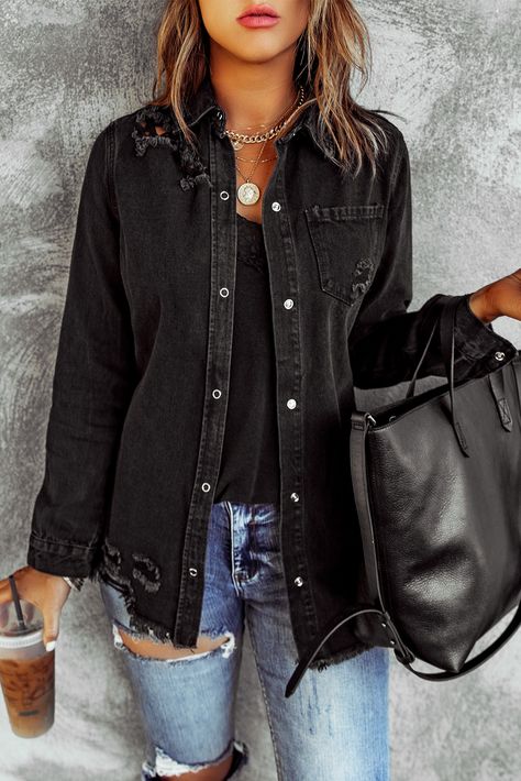 Ripped Denim Jacket, Denim Outfits, Camisa Jeans, Distressed Jacket, Frayed Denim, Denim Blouse, Distressed Denim Jacket, Black Denim Jacket, Long Sleeves Coats