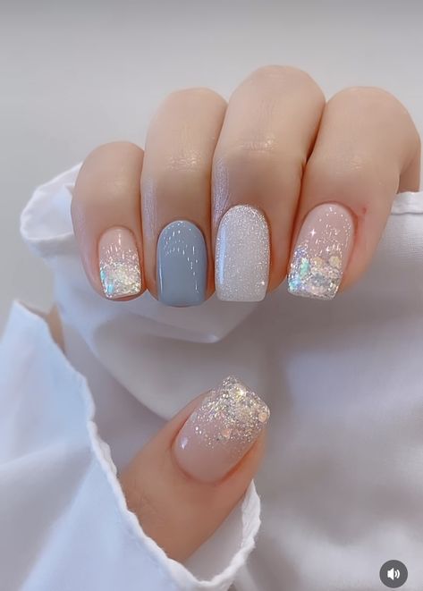 Rubber Gel Nails, Nail Polish Art Designs, Short Nail Manicure, Glitter Accent Nails, Asian Nails, Cute Nail Art Designs, Pretty Nail Art, Dipped Nails, Dream Nails