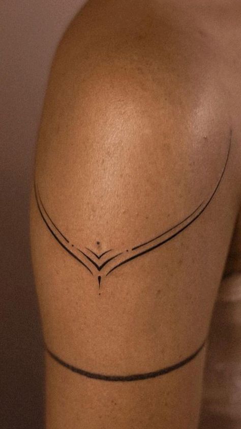 Female Norse Tattoo, Penabranca Tattoo, Neck Line Tattoo, Scandinavian Tattoo For Women, Women Back Tattoos Classy, Symmetrical Shoulder Tattoo, Upper Back Tattoos For Women, Underboob Tattoos For Women, Ornamental Shoulder Tattoo