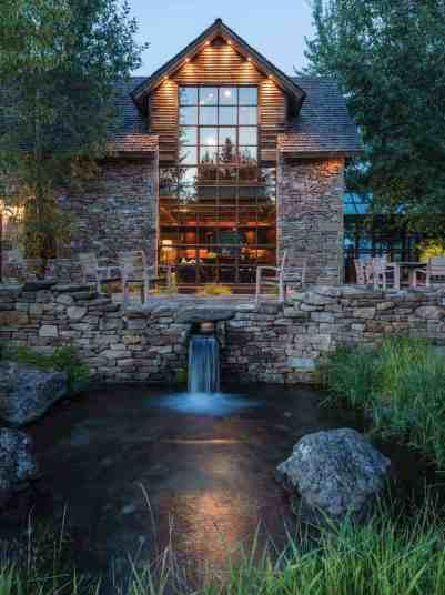 A Wyoming mountain retreat blends contemporary living with rustic style Mountain House Exteriors, Patio Grande, Jackson Wyoming, Rustic Stone, Countryside House, Timber House, House Exteriors, Mountain Home, Farmhouse Style House