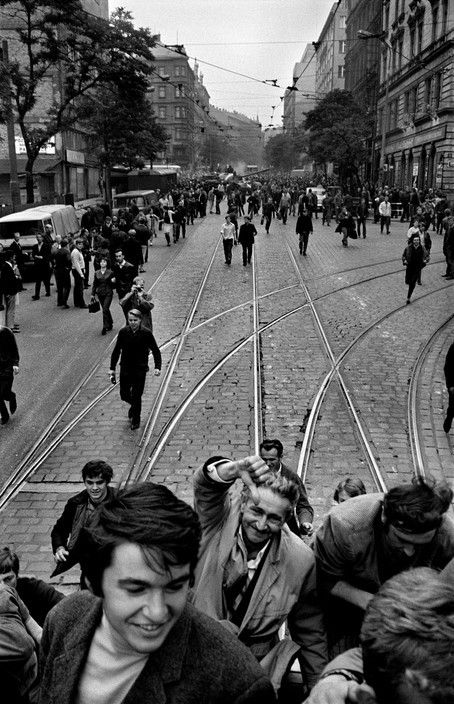 Prague Spring, Josef Koudelka, Warsaw Pact, Magnum Photos, Warsaw, Prague, Concert, History, Photography