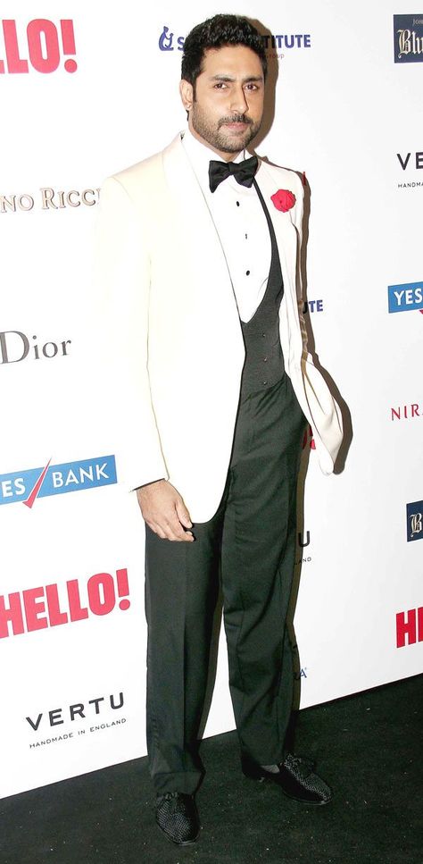 Abhishek Bachan at the Hello! Hall Of Fame Awards 2014 Bachchan Family, Kunal Kapoor, Delhi College, Aaradhya Bachchan, Divya Dutta, Boman Irani, Abhishek Bachchan, Prachi Desai, Rohit Shetty