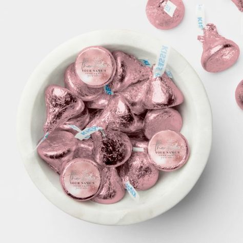 Hershey Kisses Favors, Bowl Aesthetic, Hersheys Kisses, Easter Board, Hershey Candy, Baby Shower Favors Girl, Moon Baby Shower, Birthday Napkins, Candy Favors