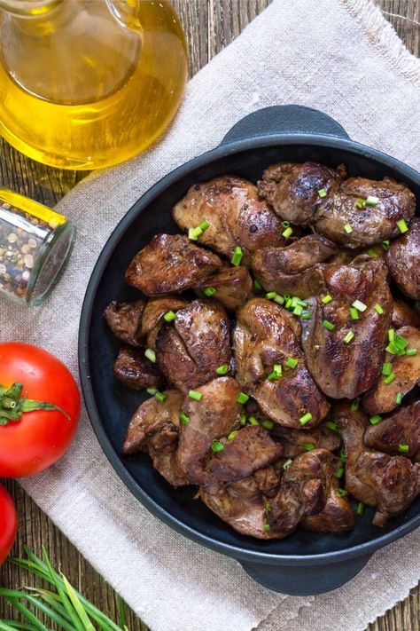 Easy Pan Fried Chicken Livers Recipe - IzzyCooking Cooking Chicken Livers, Livers Recipe, Fried Chicken Livers, Jamaican Chicken, Chicken Liver Recipes, Frugal Cooking, Reheat Chicken, Liver Recipes, Fried Turkey