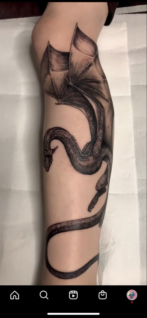 Symmetrical Tattoos, Dragon Tattoo Arm, Targaryen Tattoo, Game Of Thrones Tattoo, Small Dragon Tattoos, Wolf Tattoo Sleeve, Tattoo Dragon, Torso Tattoos, Dragon Tattoo For Women