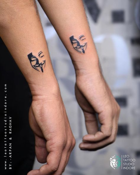 V For Vendetta Tattoo, Hacker Mask, Anonymous Tattoo, Vendetta Tattoo, Mask Tattoos, Memorial Tattoo Ideas, All Seeing Eye Tattoo, Leo Tattoo, Tattoo Catalog