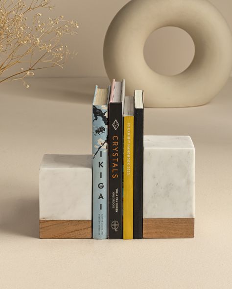 Marble Bookends Set of 2 are made from combination of marble and wood shaped like blocks. These classic bookends will keep your book collection upright and aligned properly along with giving an elegant look to your shelf. It could make a unique gift for friends and family for any occasion. Creative Bookends, Bookends Diy, Unique Bookends, Shelf Decorations, Diy Bookends, Marble Bookends, Modern Bookends, Wood Bookends, Marble Games