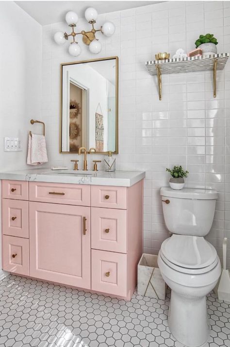 Minimalist Classroom, Entryway Mirror, Pastel Decor, Decor Pictures, Design Apartment, Trendy Bathroom, Girls Bathroom, Pink Bathroom, Diy Interior