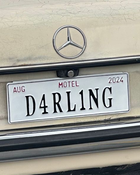 MOTEL (@motelrocks) • Instagram photos and videos Cool License Plates Ideas, Aesthetic License Plate, Car Deco, Custom License Plate, Fancy Cars, Pretty Cars, Oui Oui, Car Girl, Future Car