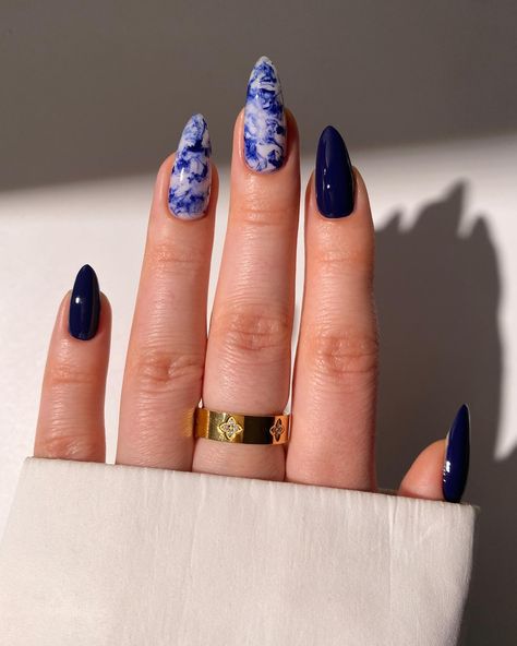 a round-up of this week’s nail designs! 🌊🍒☁️ — which one is your fav? <3 — my rings are from @indigolune 🫶🏻 #marblenails #lavendernails #summernails #frenchnails #mermaidnails #nailinspo #naildesigns #nailpolish #nails2inspire #nailsofinstagram Round Gel Nails Design, Simple Nail Art Summer, Nail Inspiration Blue, Blue Nails Inspiration, Nail Ideas Blue, Nails Inspiration Blue, Nail Design Blue, Pirate Nails, Rodeo Nails