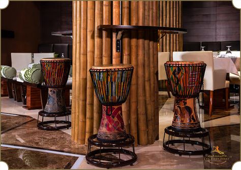 African Shop Interior, African Themed Restaurant Interior, African Theme Restaurant, Modern African Restaurant Design, African Bar Design, African Restaurant Design, African Restaurant, Cafe Lounge, Small Restaurant Design