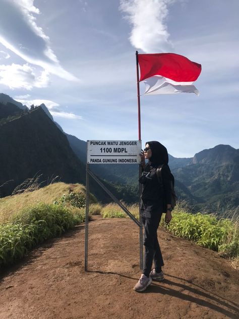 #hijab #outfithijab #indonesiawonderful #wonderfulindonesia Nature