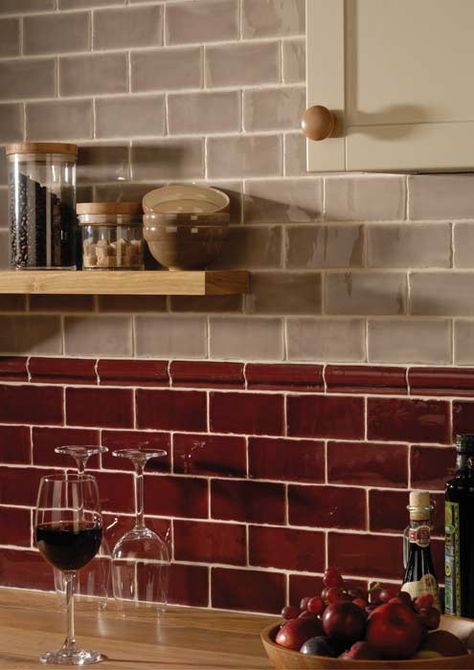 backsplash Red Tile Kitchen, Brown Kitchen Tiles, Red Kitchen Tiles, Red Subway Tile, Red Backsplash, Red Tiles, Brown Kitchens, Smitten Kitchen, U Bahn